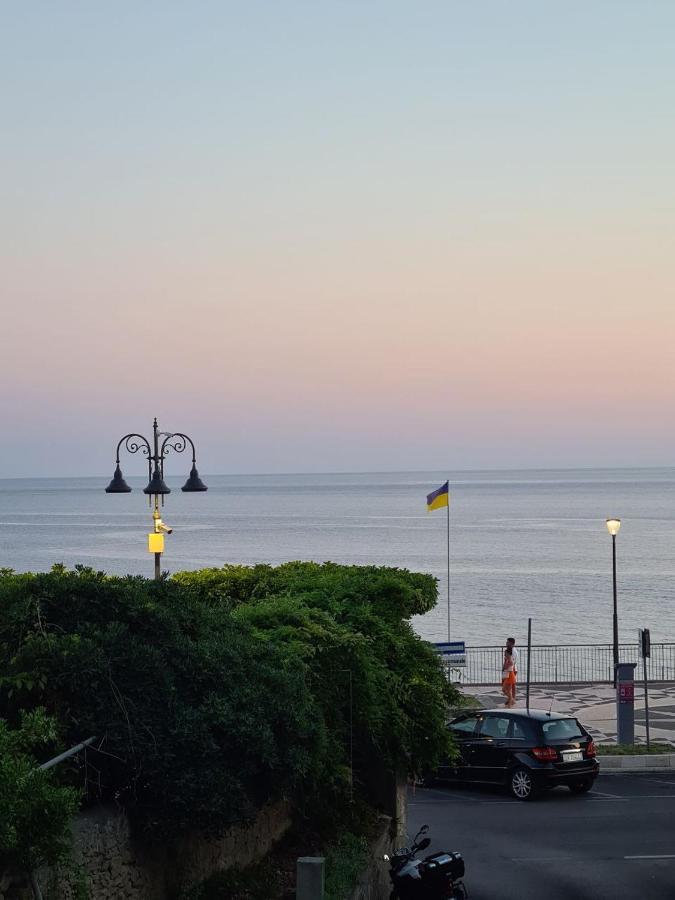 B&B Lungomare Diamante Zewnętrze zdjęcie